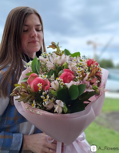 Летний букет с пионами